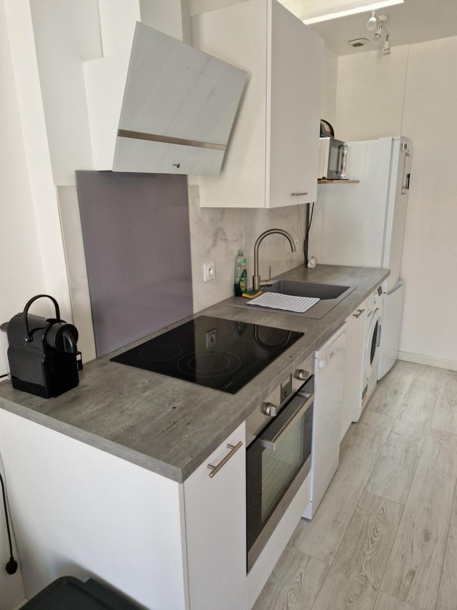 Appartement Avec Terrasse Saint Laurent De La Salanque المظهر الخارجي الصورة